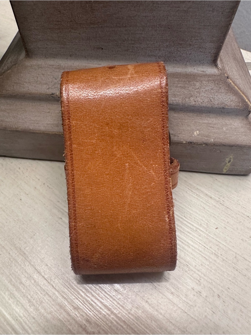 Louis Vuitton Poignet Vachetta Leather Luggage Tag Strap - Picture 2 of 9